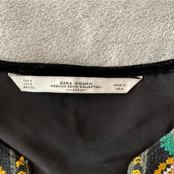 Zara Dress Women’s S Black Velvet Embroidered V-Neck Long Sleeve Mini Preppy - Picture 7 of 10